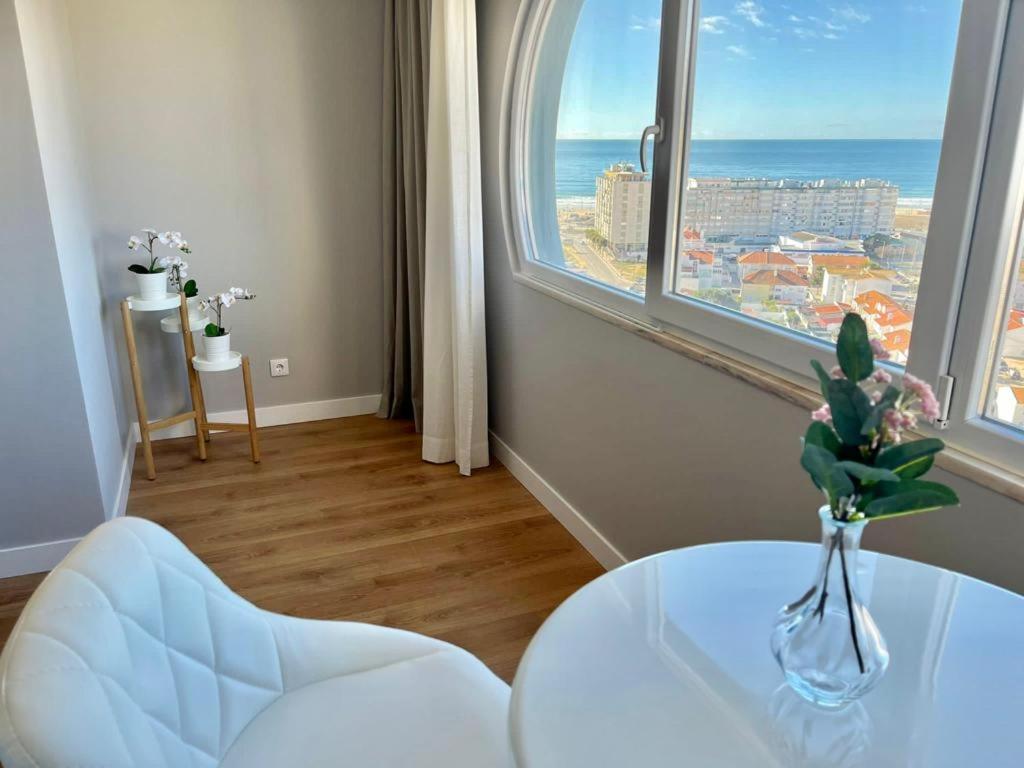 T2 Com Uma Vista Deslumbrante Sobre O Atlantico! Apartment Costa de Caparica Ngoại thất bức ảnh