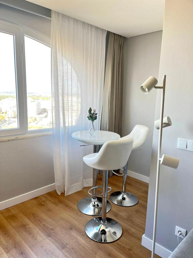 T2 Com Uma Vista Deslumbrante Sobre O Atlantico! Apartment Costa de Caparica Ngoại thất bức ảnh